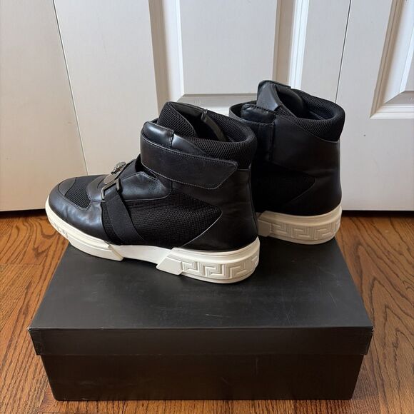 Versace Black Medusa Plaque High Top Sneakers Men's Size 11.5/45 EU - Picture 5 of 8